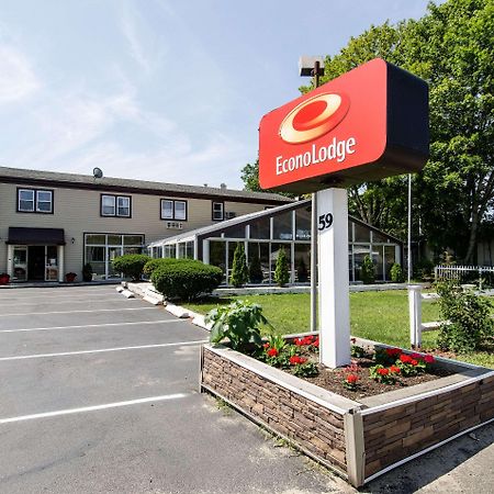 Econo Lodge By Choice - Cape Cod West Yarmouth Bagian luar foto