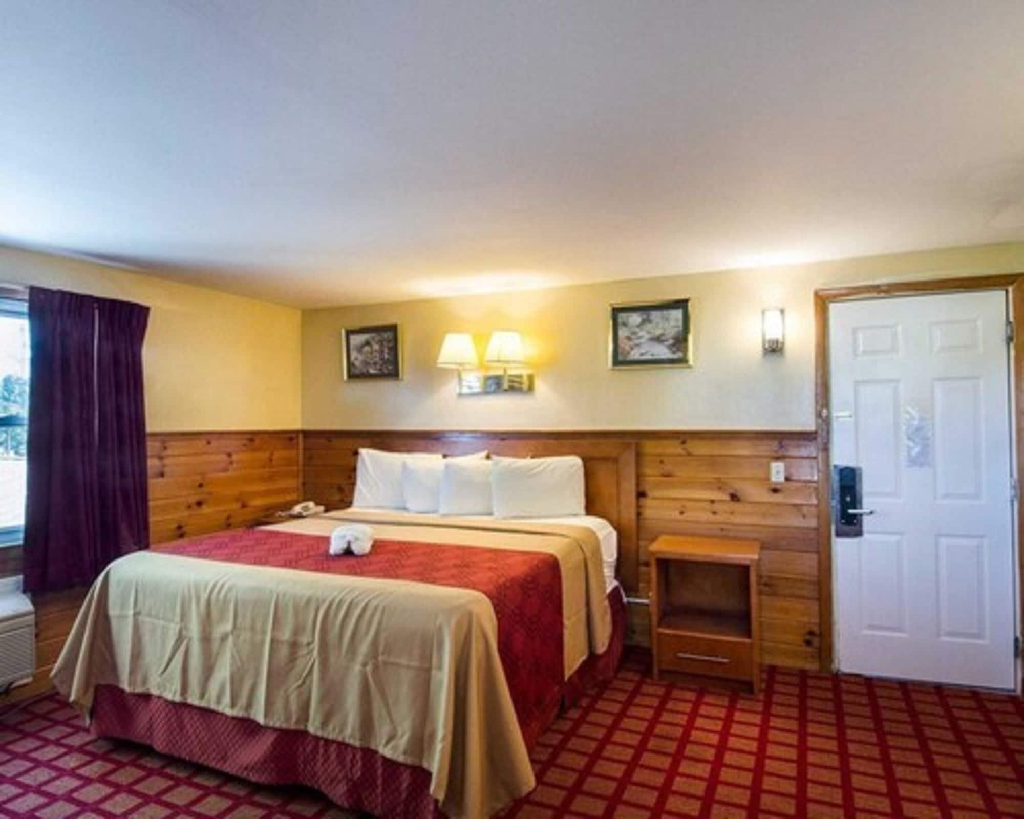 Econo Lodge By Choice - Cape Cod West Yarmouth Bagian luar foto