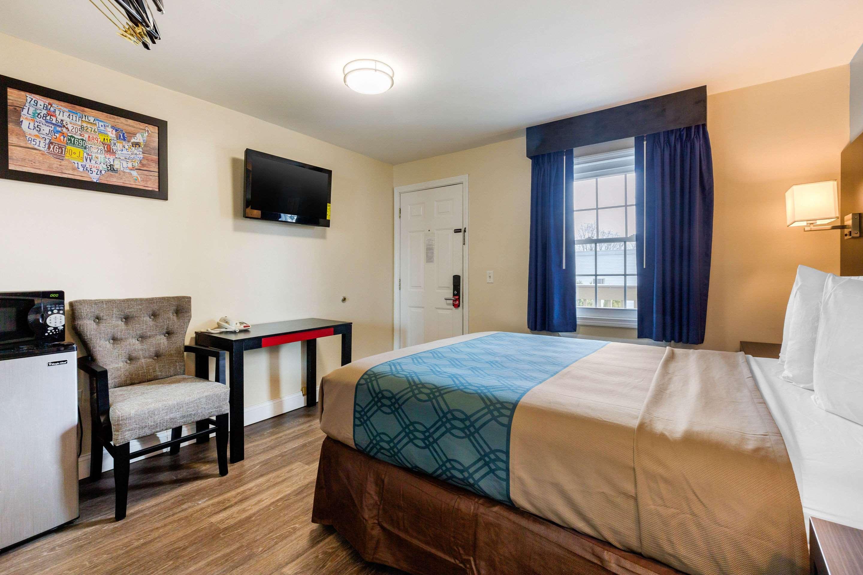 Econo Lodge By Choice - Cape Cod West Yarmouth Bagian luar foto