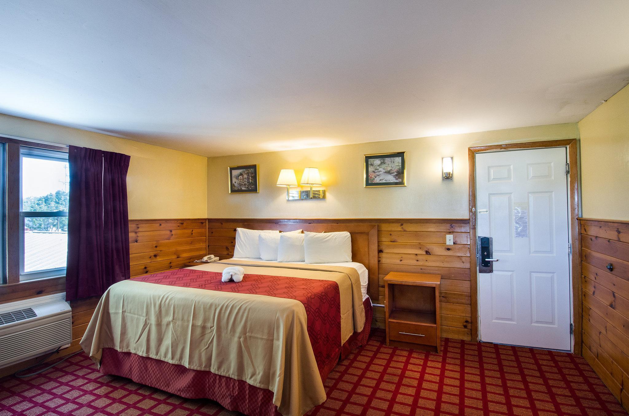 Econo Lodge By Choice - Cape Cod West Yarmouth Bagian luar foto