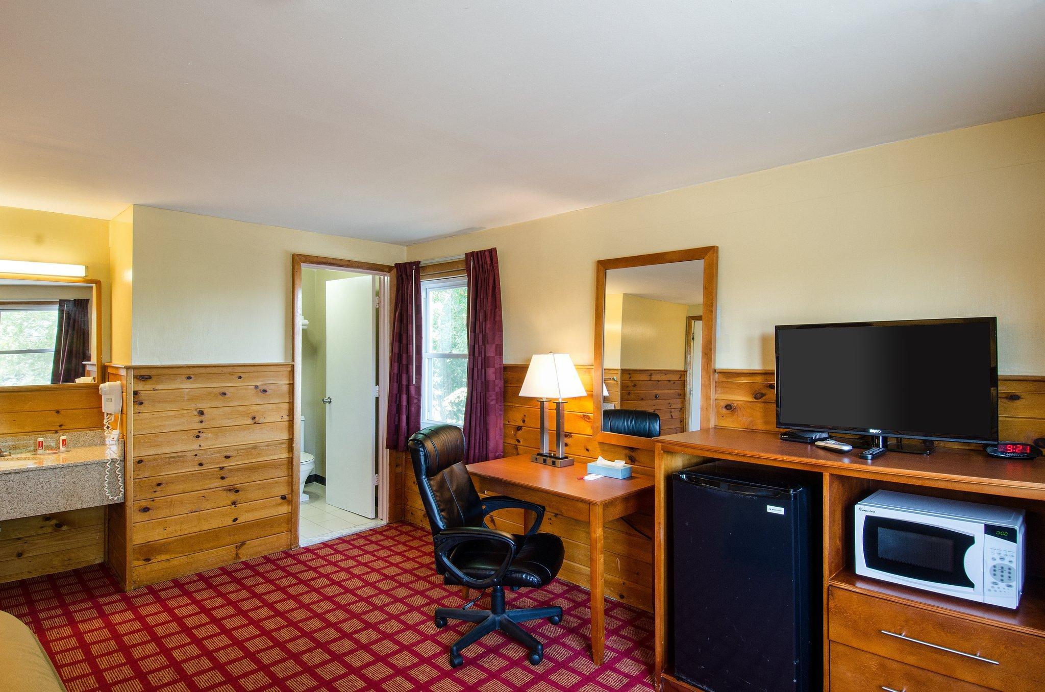Econo Lodge By Choice - Cape Cod West Yarmouth Bagian luar foto
